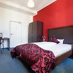 Hotel Metropolitan